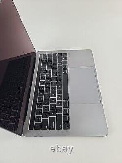 Apple MacBook Pro 13 (256GB SSD, Intel Core i5 8th Gen, 1.40GHz, 8GB) A2159