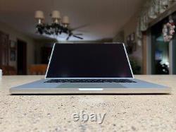 Apple MacBook Pro 16 WITH 3 YEARS APPLECARE 1TB SSD, M1 Max, 32GB, Silver