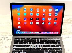 Apple MacBook Pro 13 256GB SSD 16GB Ventura i5 3.6Ghz Turbo Space Gray Warranty	 <br/>  
MacBook Pro Apple 13 256Go SSD 16Go Ventura i5 3.6Ghz Turbo Gris Espace Garantie
