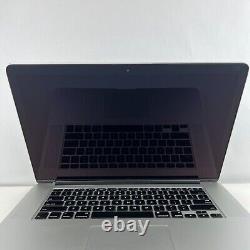 Apple MacBook Pro 15 2015 2.8GHz i7 16GB 256GB SSD Big Sur OS Certified can be translated to French as 'Apple MacBook Pro 15 2015 2,8 GHz i7 16 Go 256 Go SSD Big Sur OS Certifié'.