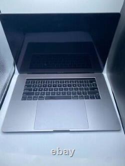 Apple Macbook Pro 15 256Go Core i7 2.6GHz 16Go RAM Gris Grade C Voir Description