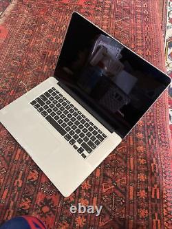 MacBook Pro 15 pouces Apple 256 SSD 16 Go 2.8 GHz Intel Core i7 Retina Office Clean