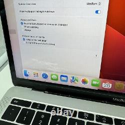 MacBook Pro Apple 2017 13 (A1708) 2.3GHz Dual-Core i5 8GB RAM 512GB SSD